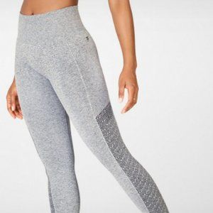 Fabletics Sync Seamless High-Waisted 7/8 Legging - Heather Gray